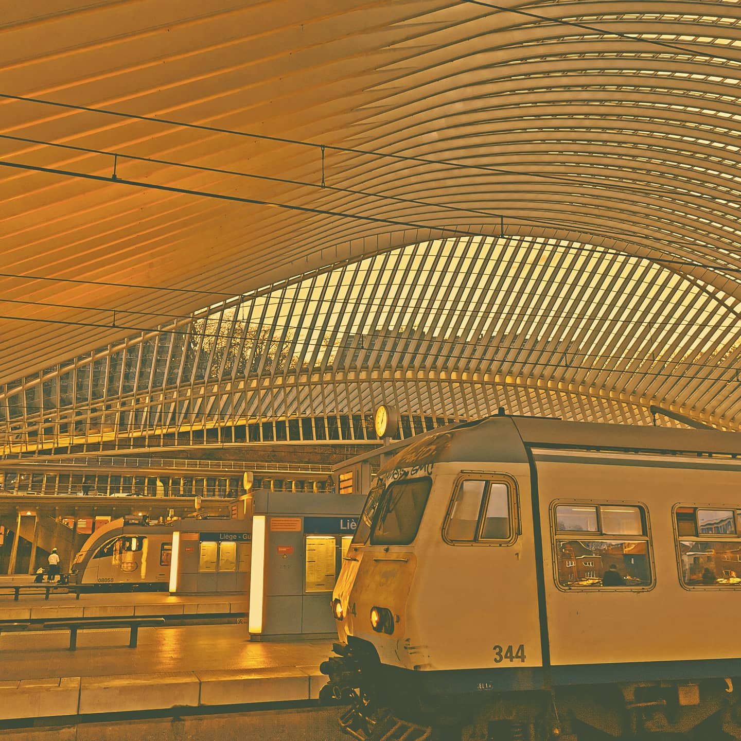 Picture in Bahnhof Lüttich-Guillemins
